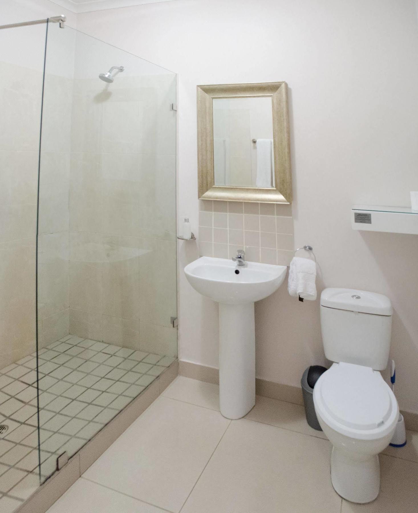 Oxford House Apartman Fokváros Kültér fotó